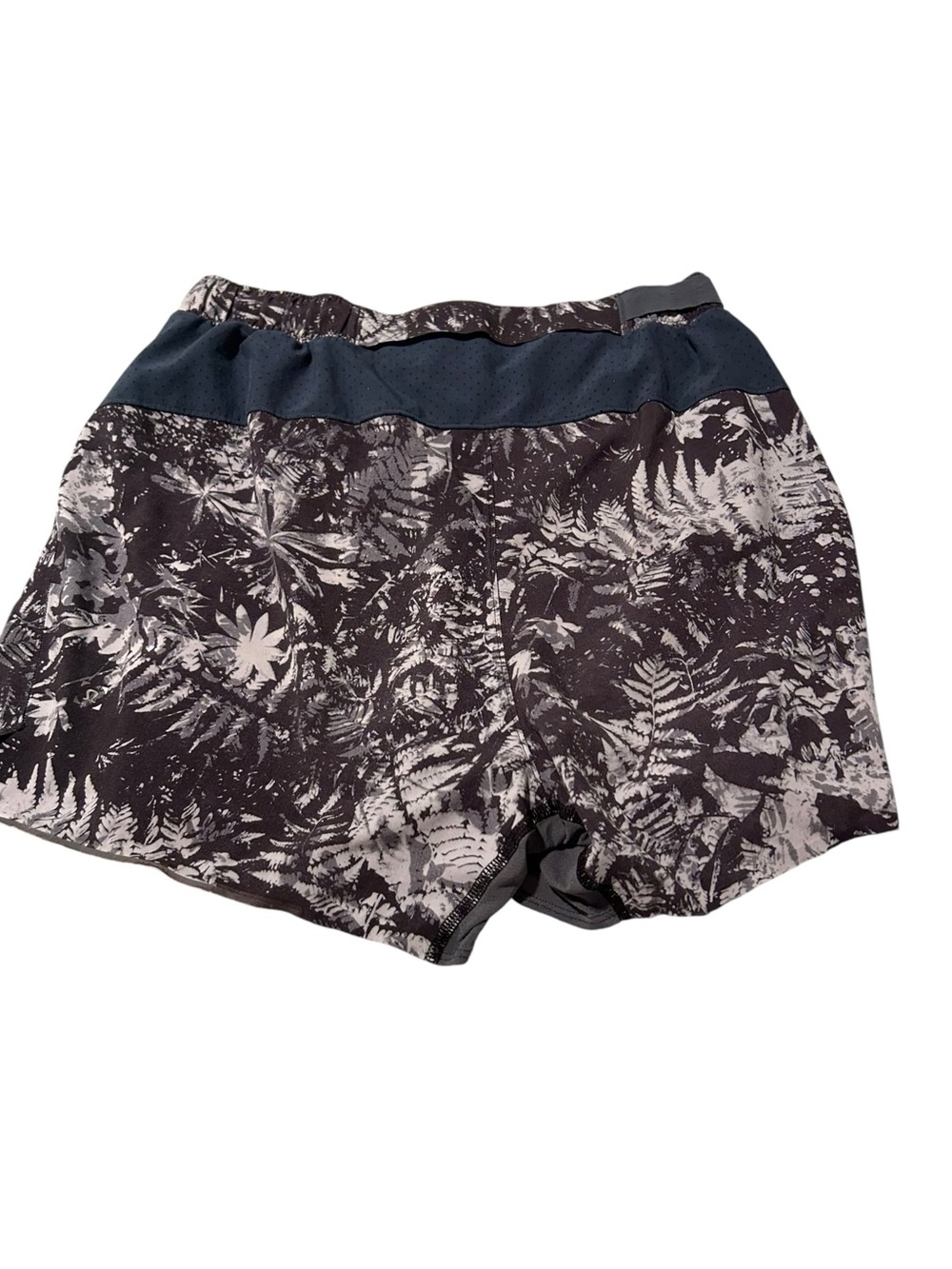 Lululemon men’s shorts size small